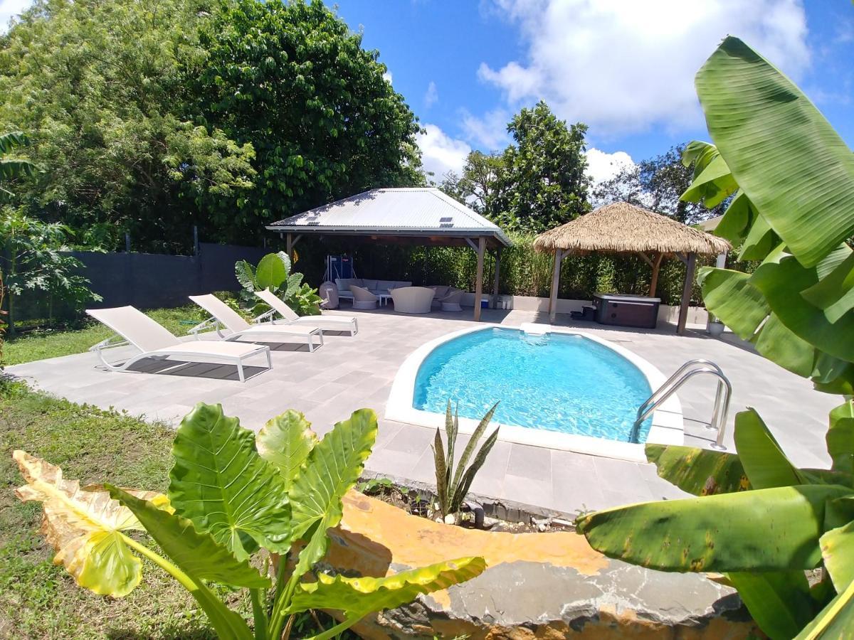 Villa Lorenza Petit-Bourg Eksteriør billede